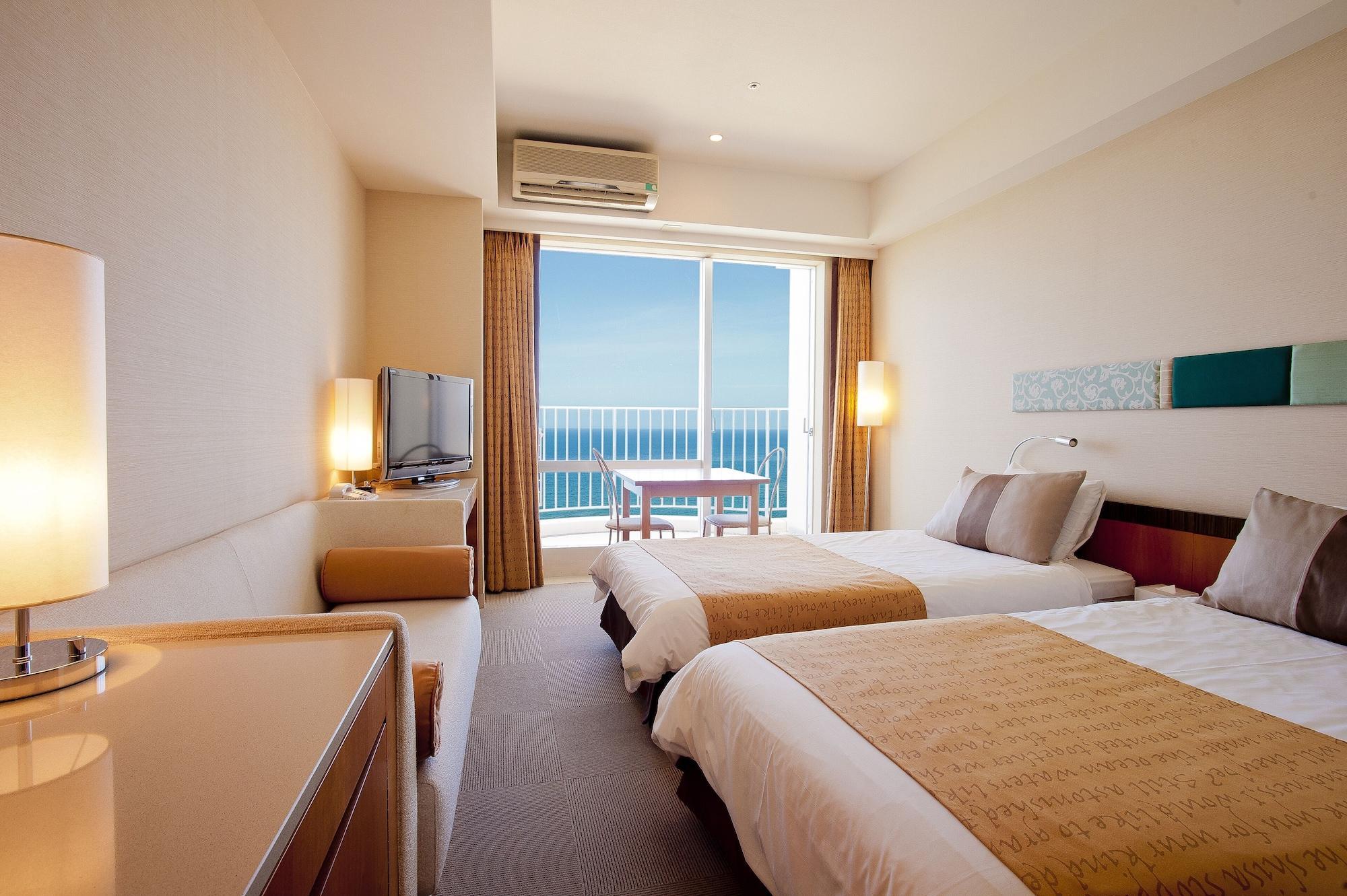 The Beach Tower Okinawa Chatan Exterior photo