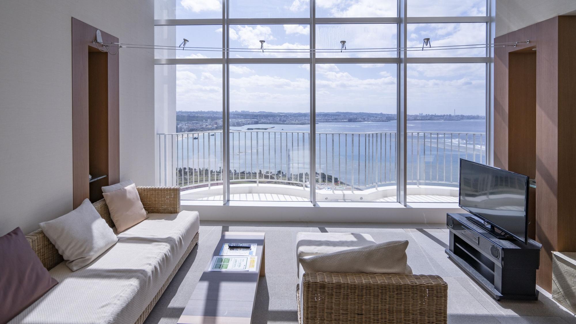 The Beach Tower Okinawa Chatan Exterior photo